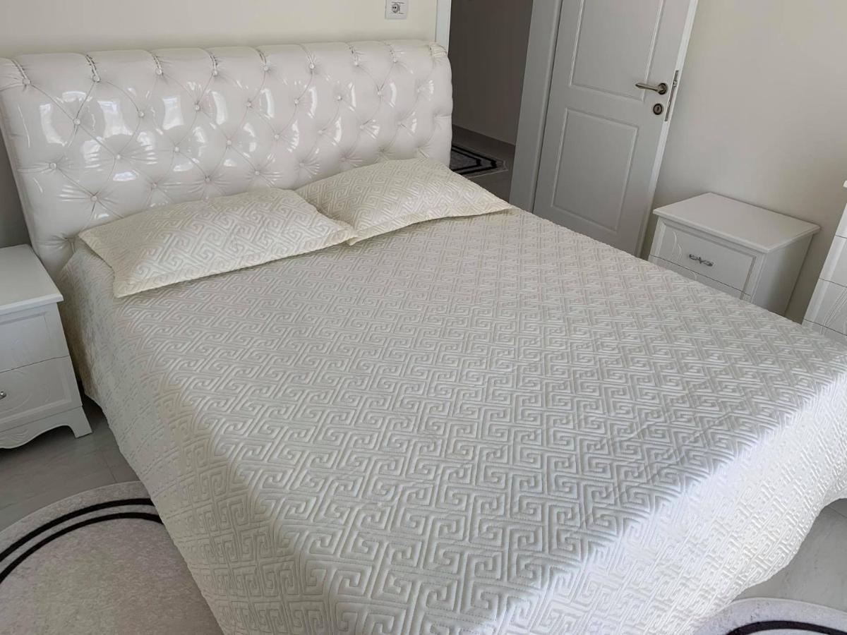 Apartament Oresti Korce Exteriér fotografie