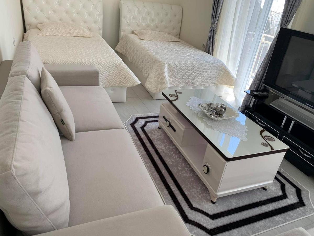 Apartament Oresti Korce Exteriér fotografie